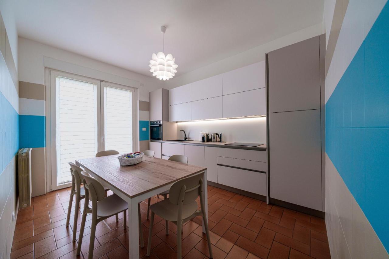 Casa Vacanza Acqua Dolce Maccagno Exteriör bild