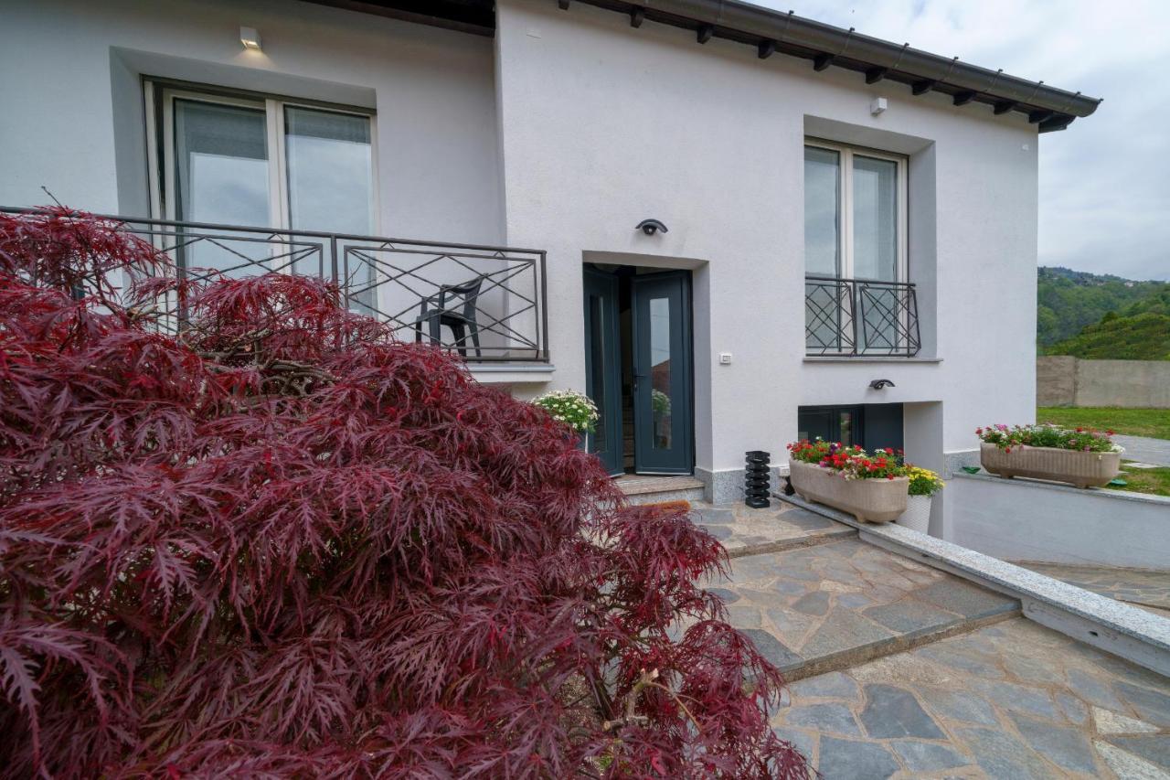 Casa Vacanza Acqua Dolce Maccagno Exteriör bild
