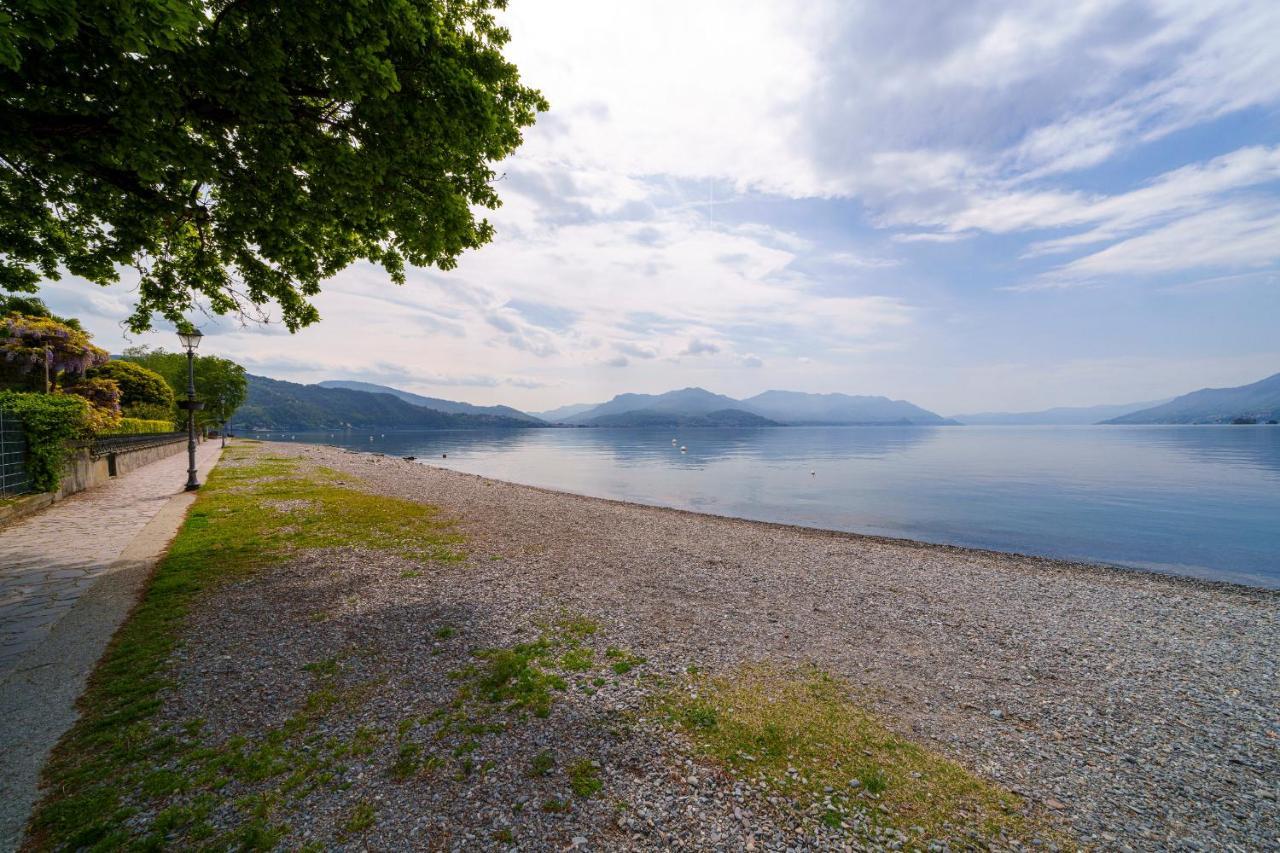 Casa Vacanza Acqua Dolce Maccagno Exteriör bild